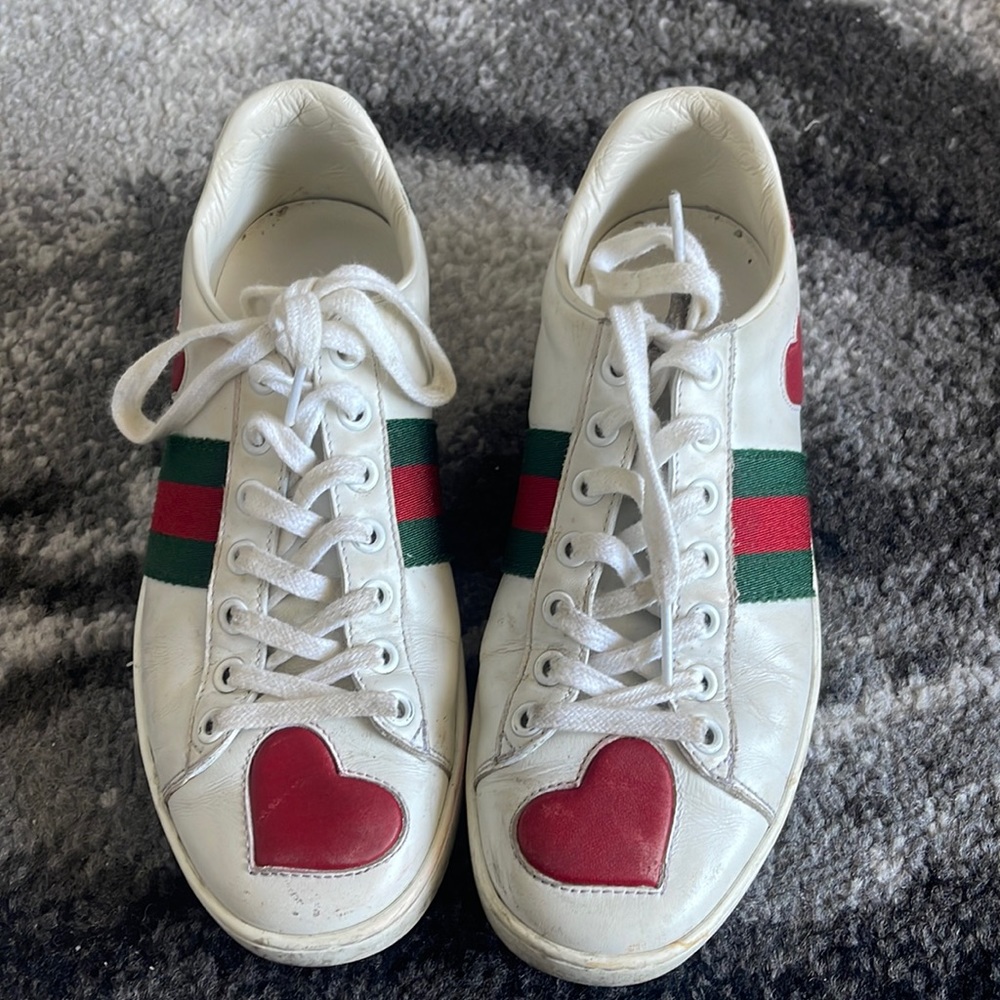 GUCCI Heart Sneakers